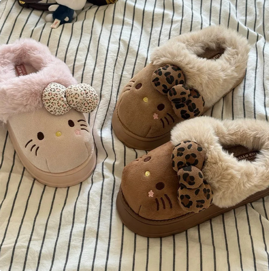 Hello Kitty UGG boty