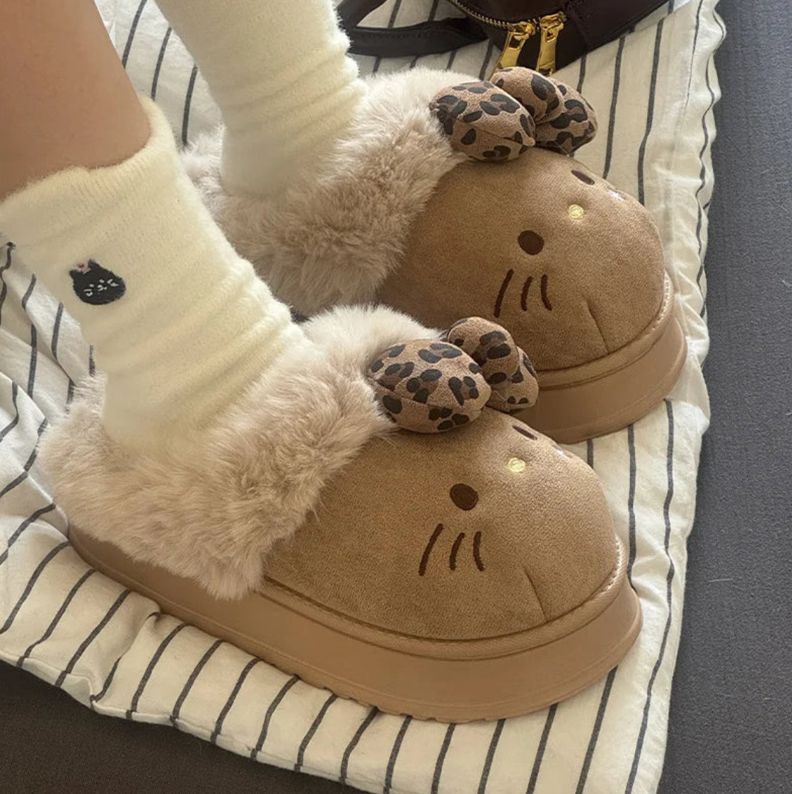Hello Kitty UGG boty