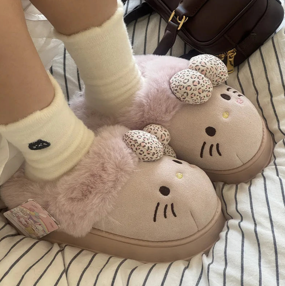 Hello Kitty UGG boty